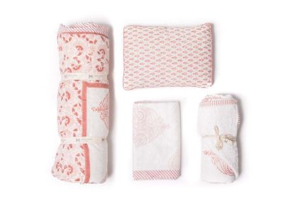 Going Home Newborn Bed & Bath Gift Set (Title: Pink City Gift Newborn Gift Set)